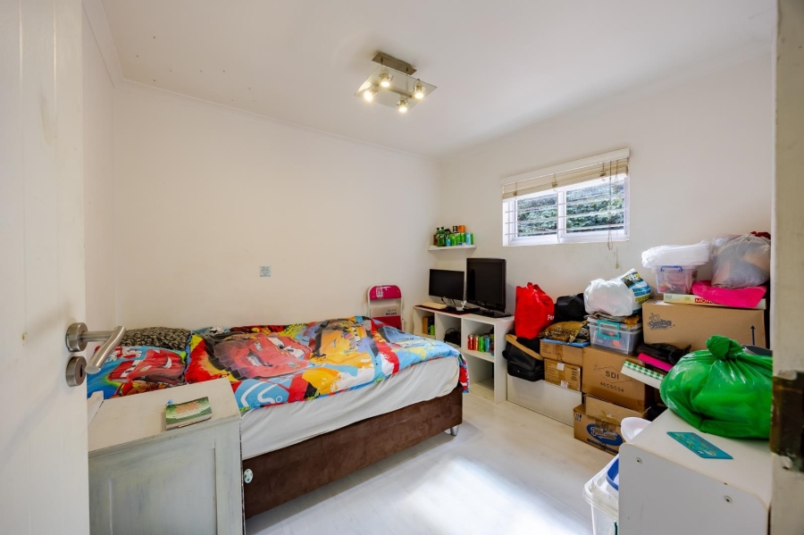 6 Bedroom Property for Sale in Woodstock Western Cape